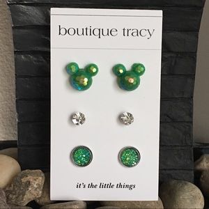 Trio Dainty Earrings IT’S THE LITTLE THINGS Card